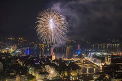 Feuerwerk am Luzerner Fest. (Bild: Urs Flüeler / Keystone)