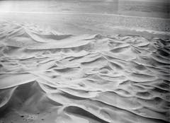 Eindrücklich dokumentierte Walter Mittelholzer die Sandformen der Sahara in dieser Aufnahme von ca. 1930.