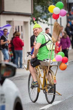 Der Besenwagen hat diese Jahr nur zwei Räder (Bild: Christian H. Hildebrand (Oberägeri, 20. Juli 2018))