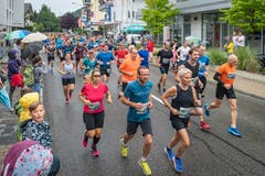 Die zweite Gruppe im Vorbeirennen (Bild: Christian H. Hildebrand (Oberägeri, 20. Juli 2018))