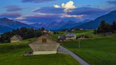 Krummenau mit Blick auf die Churfirsten. (Bild: Renato Maciariello)