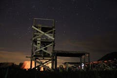 Der Lagerplatz der Pfadi Seppel bei Nacht. (Lagerbild)