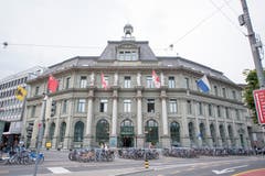 Aussenansicht der Hauptpost. Bild: Urs Flüeler / Keystone (Luzern, 23. Juli 2018)