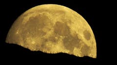Mond nach Mitternacht am Buochserhorn. (Bild: Roland Köchli (Buochs, 27. Juli 2018))