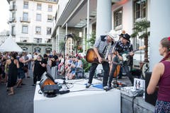 Count Gabba & Friends auf dem Schweizerhof Plaza. Bild: Manuela-Jans-Koch (Luzern, 26. Juli 2018)