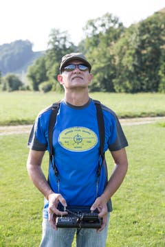 Peter Huber aus Büron steuert seinen Segelflieger ASW 27. (Bild: Manuela Jans-Koch, Hüswil, 19. Juli 2018)