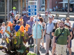 In Rheineck warten die Passagiere für die Rückfahrt - die Strecke ist gerade bei Wanderern beliebt.
