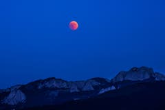 Blutmond von Schwellbrunn aus fotografiert. (Bild: Luciano Pau)