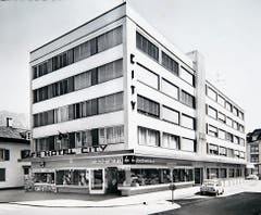 Das neue Hotel und Café-Restaurant City wurde ab 1964 prägend für das Einkaufszentrum.
