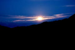 Blick Richtung Glarnerland von Weesen. (Bild: Roland Romer, 28. Juli 2018)