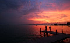 Abendrot am Zugersee. (Bild: Daniel Hegglin (Zug, 2. Juli 2018))