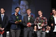 Lehrabschlussfeier in Altdorf: Die Polymchaniker freuen sich.