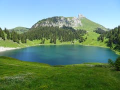 Bezaubernder Oberstockensee mit dem Stockhorn im Simmental (Bild: Walter von Holzen)