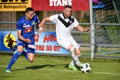 Ruben Vargas gegen Dragan Mihajlovic. (Bild: Daniela Frutiger/freshfocus)