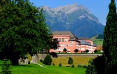 Kollegium St. Fidelis in Stans - kurz vor Beginn der Sommerferien. (Bild: Sepp Bernasconi)