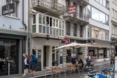 Die Cafeteria Emilio befindet sich an der Grendelstrasse 9. Noch. Wer künftig einzieht, ist noch nicht bekannt. Man munkelt, Breitling Uhren.