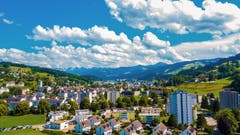Wattwil aus der Luft fotografiert. (Bild: Renato Maciariello)