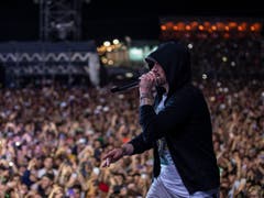 50'000 Besucherinnen und Besucher horchen Eminems Rapzeilen. (Bild: Jeremy Deputat)