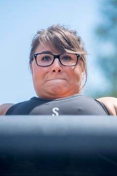 Sportler bei der Kategorie «Log Lifting» am Strongman. (Bild: Benjamin Manser)