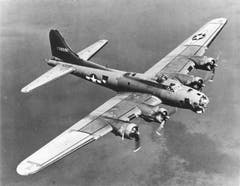 Boeing B-17G Flying Fortress: Das Flugzeug war robuster, widerstandsfähiger gegen Beschuss und einfacher zu fliegen als der B-24 Liberator. (Bild: US Air Force)