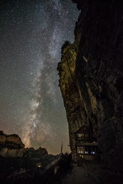 Wunderschöne Sternennacht im Alpstein mit Milchstrasse. (Bild: Roman Jäger)