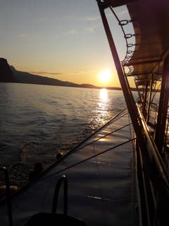 Vierwaldstättersee Sonnenuntergangsfahrt Dampfschiff Unterwalden bei Vitznau. (Bild: Heinrich Briker (Vitznau, 15. August 2018))