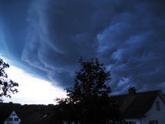 Gewitter im Anzug in Amriswil. (Bild: Werner Studer)