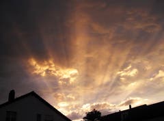 Nach dem Gewitter in Amriswil... (Bild: Werner Studer)