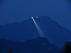 Wurden wir etwa am 1. August 2018 vom Stanserhorn aus beobachtet? Keine Angst, hier unten im Tal hatten wir gar nichts zu verbergen! (Margrith Röthlin-Imhof (Meggen, 1. August 2018))