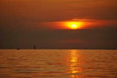 Sonnenuntergang am Bodensee Rheindelta. (Bild: Toni Sieber)