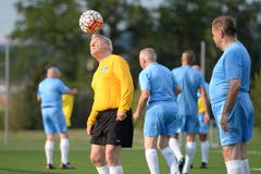 Die Ü60-Mannschaft des FC Zug 94 beim Training. (Bild: Maria Schmid (Zug, 22. August 2018))