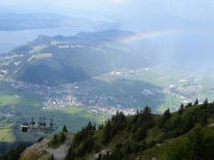 Gewitter über Ennetbürgen und Buochs, aufgenommen vom Stanserhorn (Bild: Hans Steiner)