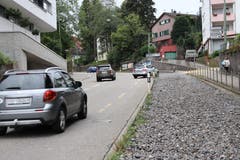 Von der Hochwachtstrasse Richtung Riethüsli: Die Anlagen der Eisenbahn sind abgeräumt. Das Schotterbett wird auch noch verschwinden, wenn die Stadt im kommenden Frühling die Arbeiten zur Sanierung und Neugestaltung der Teufener Strasse in Angriff nimmt. (Bild: Reto Voneschen)