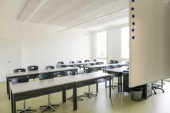 Eins der neuen Klassenzimmer. (Bild: Roger Grütter, 27. August 2018)