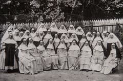 Die Gemeinschaft der St. Agnes-Schwestern 1930.