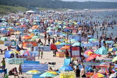 Überfüllte Strände in Polen... (Bild: Keystone)