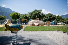 Der Spielplatz in Weesen greift das Thema Fischerei auf. (Bild: Mareycke Frehner)