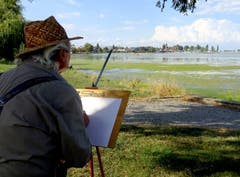 Ein Süditaliener malt das Städtchen am Bodensee. (Bild: Doris Sieber)