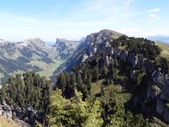 Ausblick auf die Bergwelt auf dem Niederhorn ob Beatenberg, Berner Oberland. (Bild: Bruno Ringgenberg, 29. August 2018)