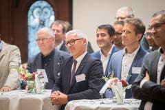 Regierungsrat Martin Klöti verfolgt den Talk mit Interesse. (Bild: Urs Bucher)