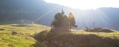 Geheimtipp Glaubenberg: Die hübsche Kapelle auf Ober Sewen. Das Sewenseeli befindet sich gleich dahinter, ist auf dem Bild jedoch nicht zu sehen. (Bild: Priska Ziswiler-Heller)