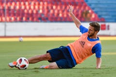 Voller Einsatz von Simon Grether. (Bild: Martin Meienberger, Olympiakos, 8. August 2018)