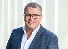 Manuel Bachmann (FDP) kandidiert für den Degersheimer Schulrat. Der Inhaber einer Werbeagentur ist Vater eines achtjährigen Sohnes. (Bild: PD)