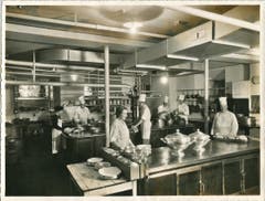 Ein Kochlehrling im Hotel Europe stand im Verdacht, ein Strichjunge zu sein. (Bild: Hotelarchiv Schweiz)