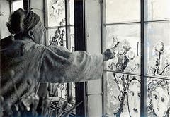 Egal ob mit Finger oder Pinsel: Für Helen Dahm gab es in der Kunst keine Grenzen. (Bild: PD)