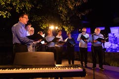 Der Chor Ad Libitum gibt ein Ständchen zum Besten. (Bild: Roger Zbinden (Zug, 15. September 2018))