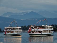 "Man soll die Feste feiern, wie sie fallen"! Im Doppelpack unterwegs macht es, wie es scheint, sogar noch mehr Spass. Aufgenommen in Luzern. (Bild: Margrith Imhof-Röthlin)