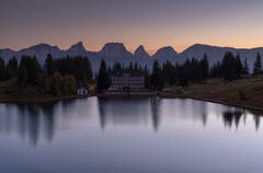 Kurz vor Sonnenaufgang auf der Seebenalp. (Bild: Patrick Stricker)