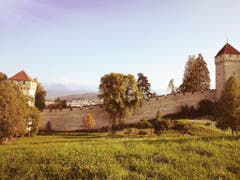 Herbststimmung an der Musegg-Mauer. (Bild: Larisa Gheorghe (Luzern, 23. September 2018))