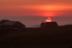 Ein Sonnuntergang auf der Höchalp. (Bild: Niklaus Seelhofer)